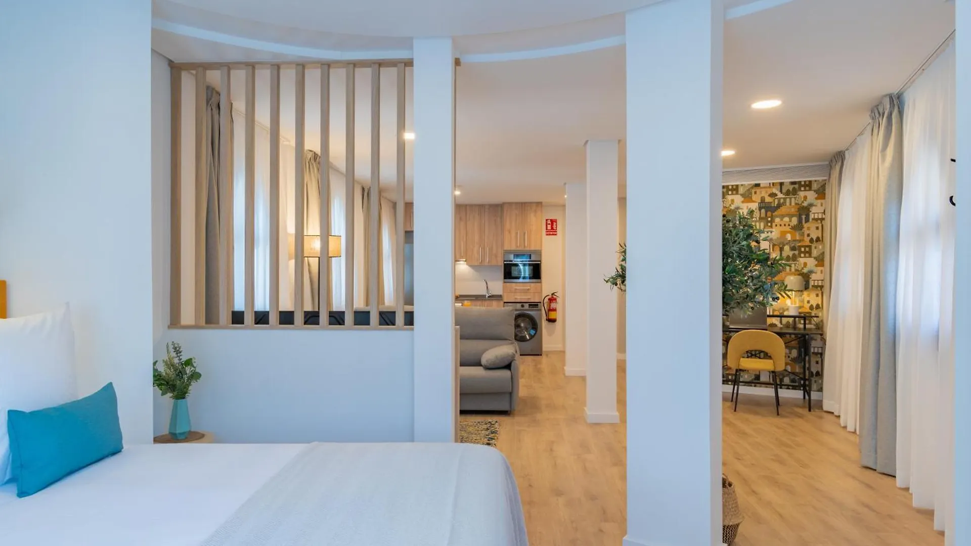 Feelathome Atarazanas Apartments Màlaga