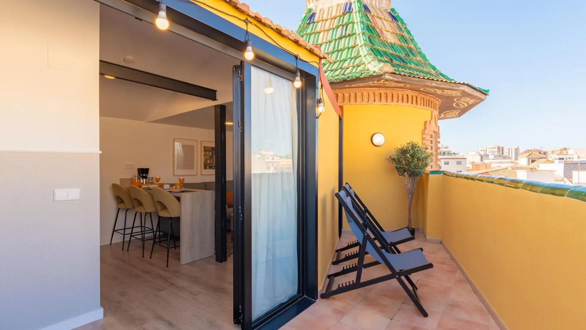 Feelathome Atarazanas Apartments Malaga